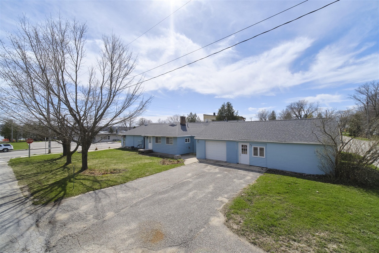 4990 Main Street, Onekama, MI, 49675