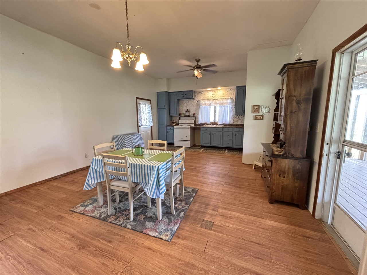 1011 E Copeland Road, Montgomery, MI, 49255-9611