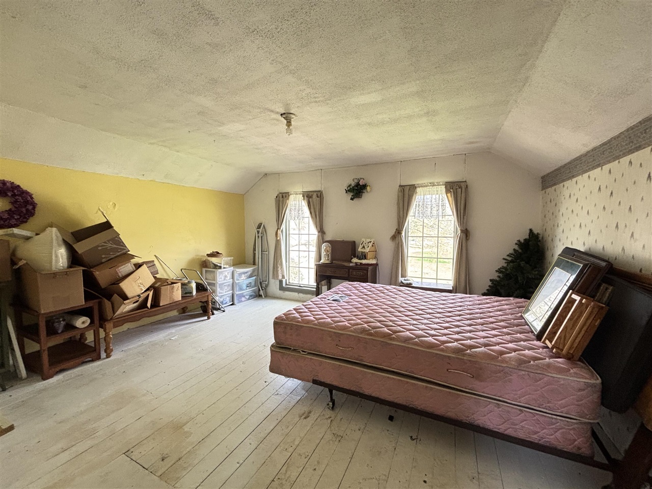 1011 E Copeland Road, Montgomery, MI, 49255-9611