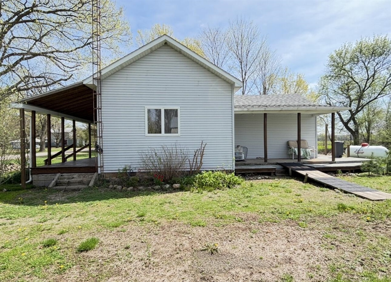 1011 E Copeland Road, Montgomery, MI, 49255-9611