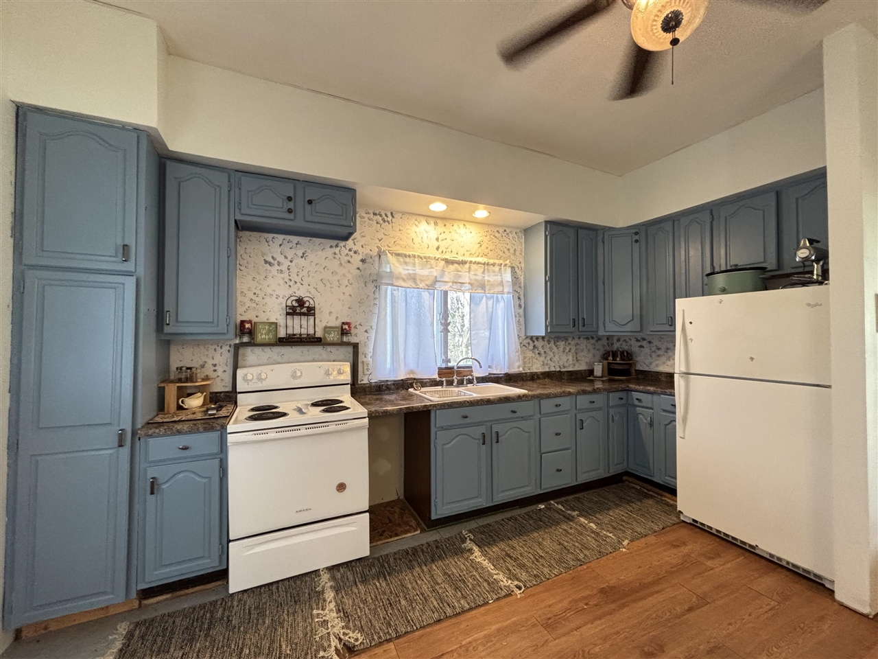 1011 E Copeland Road, Montgomery, MI, 49255-9611