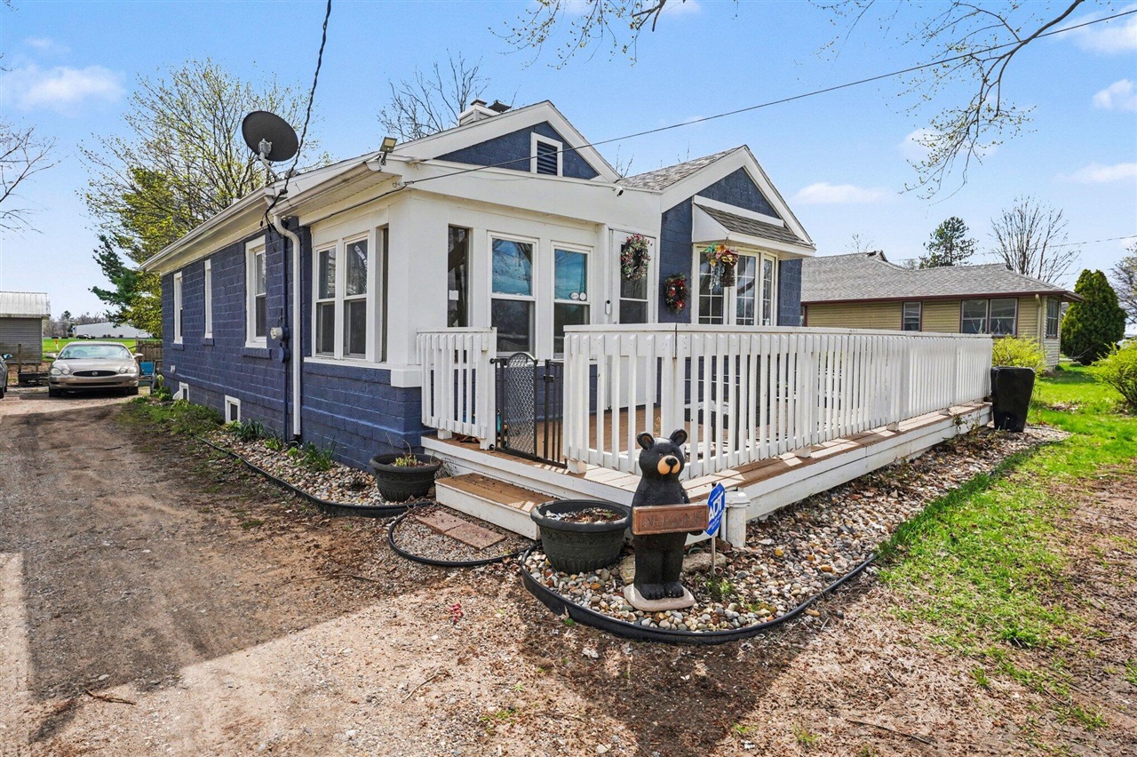 2961 W Dickman Road, Springfield, MI, 49037-7939