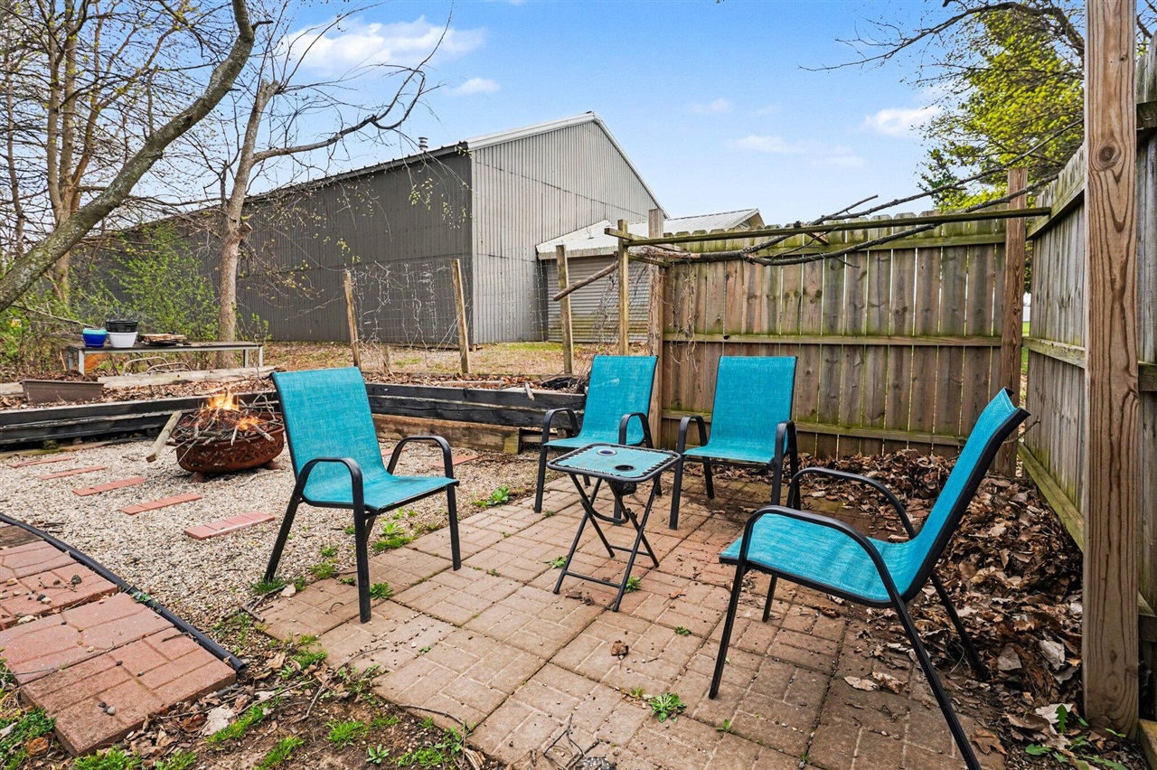 2961 W Dickman Road, Springfield, MI, 49037-7939