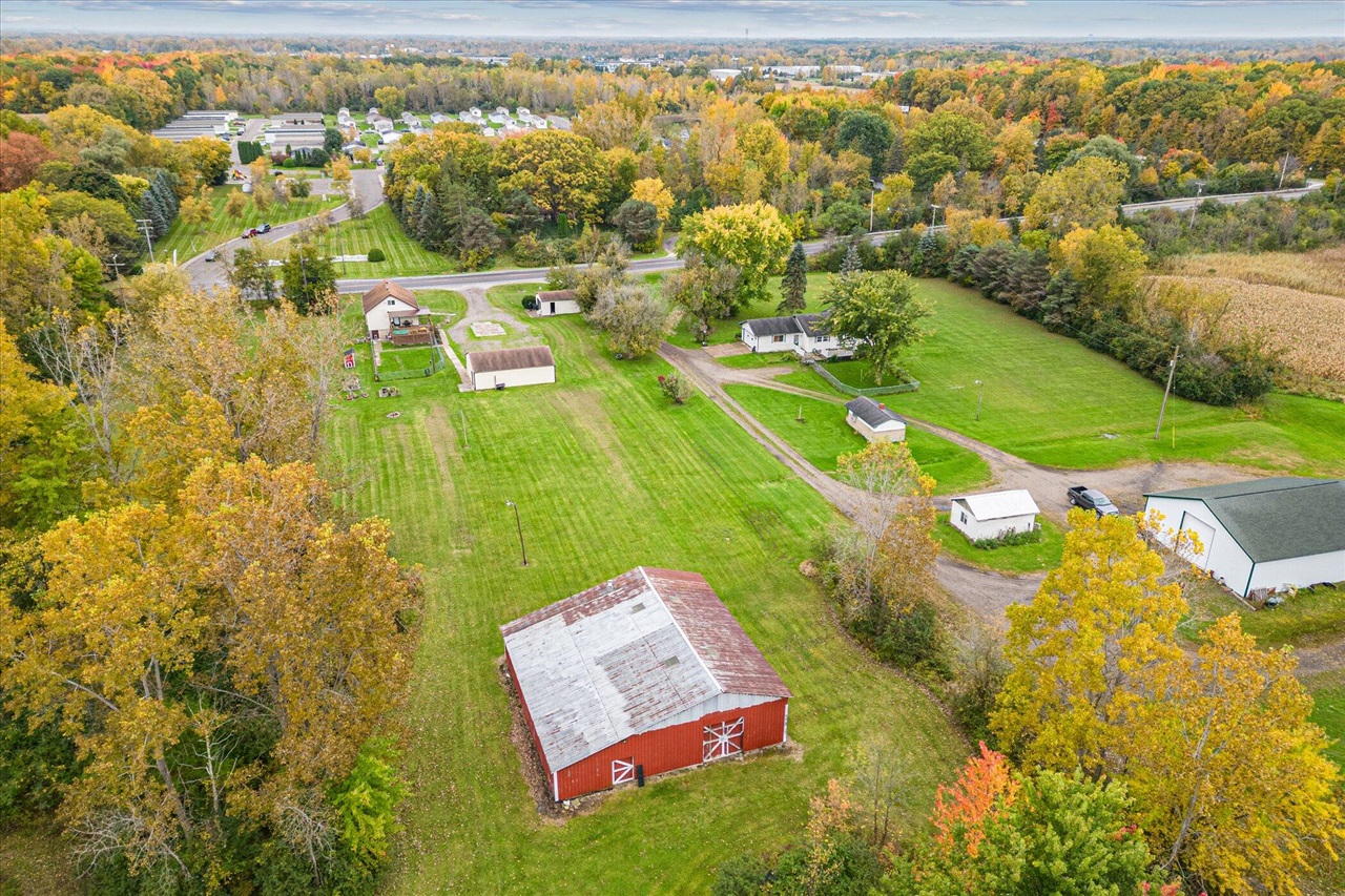 4154 W Carpenter Road, Flint, MI, 48504-1143