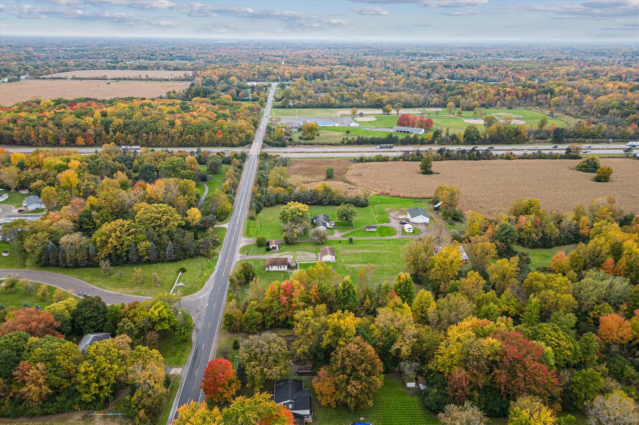 4154 W Carpenter Road, Flint, MI, 48504-1143