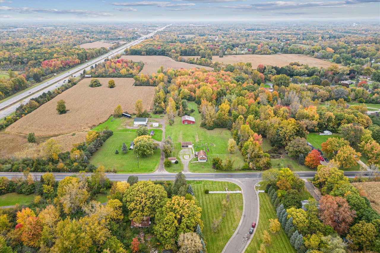 4154 W Carpenter Road, Flint, MI, 48504-1143