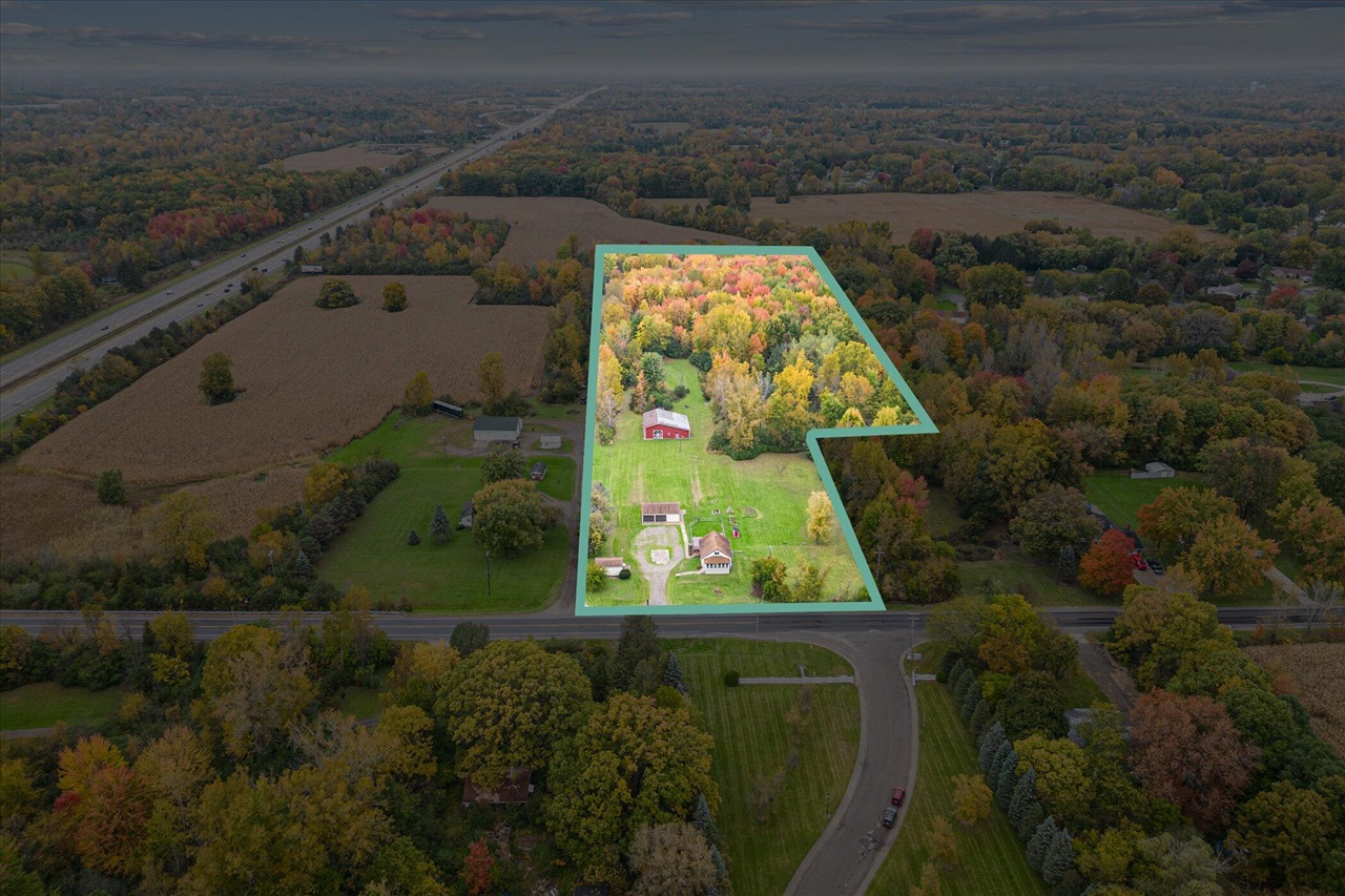 4154 W Carpenter Road, Flint, MI, 48504-1143