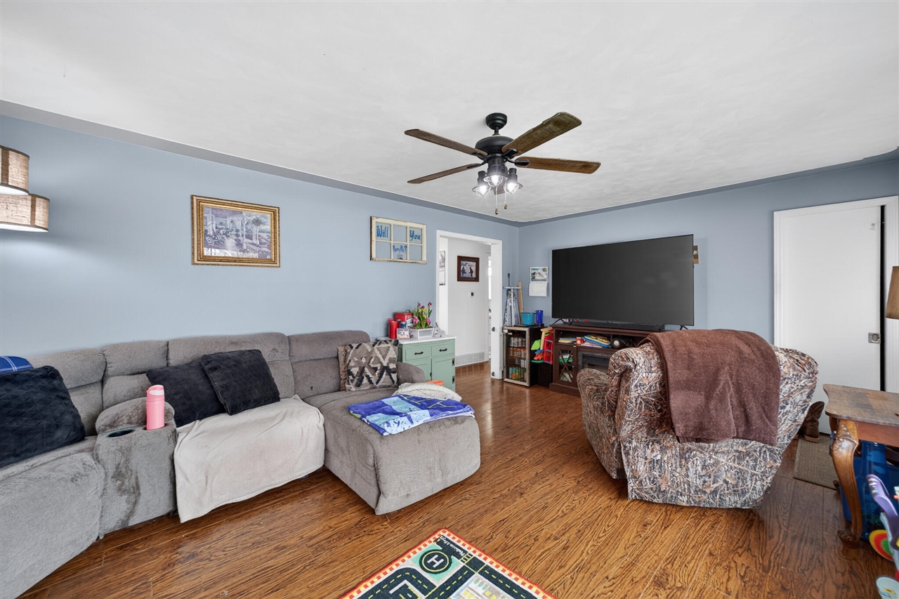 1277 Francis Avenue, Muskegon, MI, 49442-4172