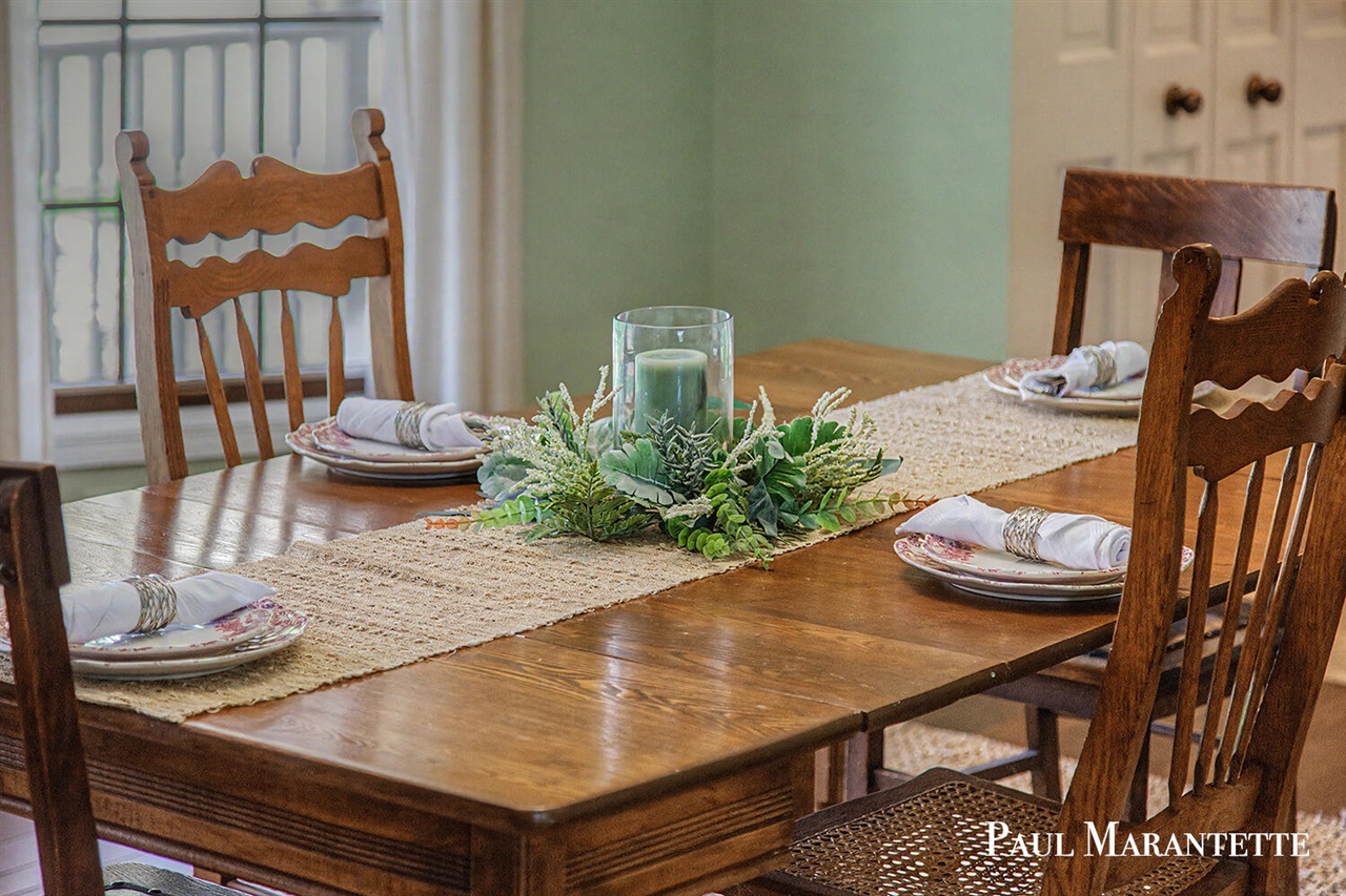 816 Geneva Drive, Wayland, MI, 49348-9508