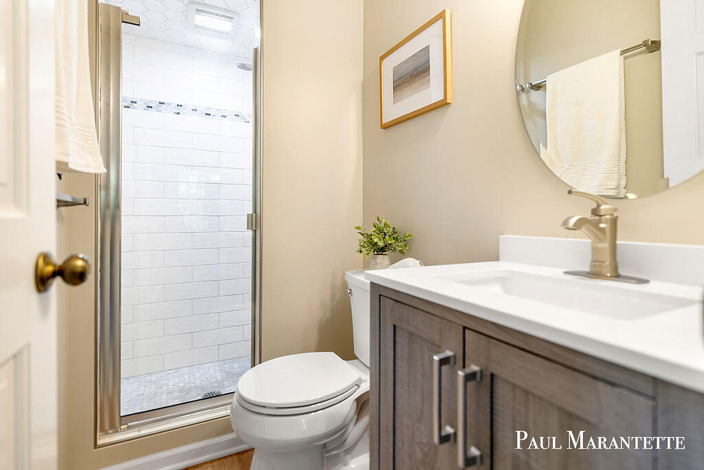 816 Geneva Drive, Wayland, MI, 49348-9508