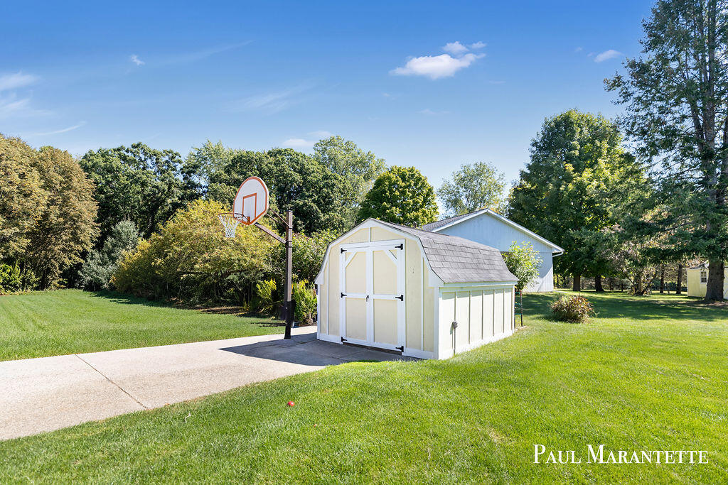 816 Geneva Drive, Wayland, MI, 49348-9508