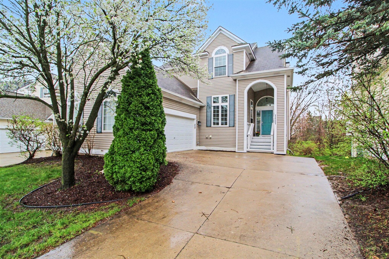 8584 Cobblestone Drive, Newport, MI, 48166-7813