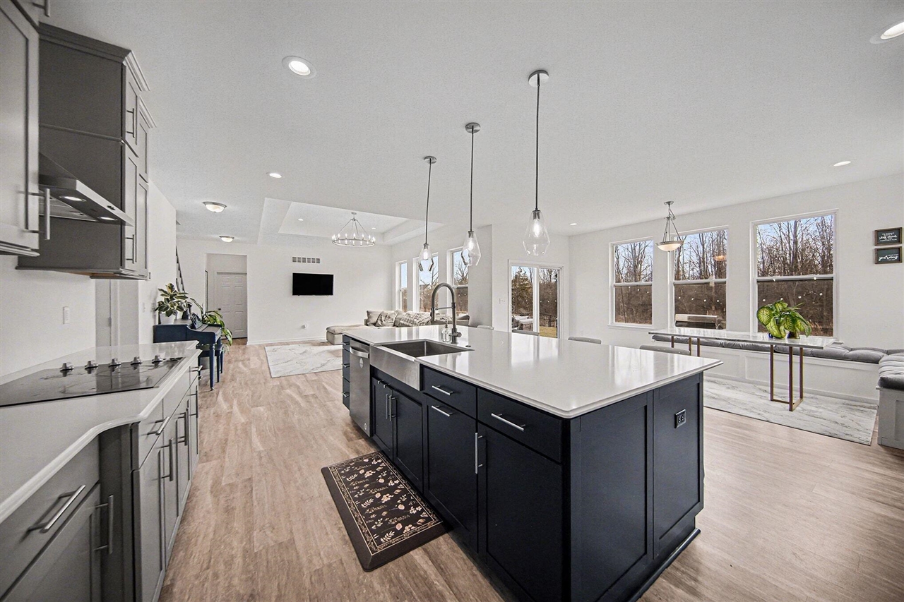 2946 Prairie View Road, Ann Arbor, MI, 48108-8679