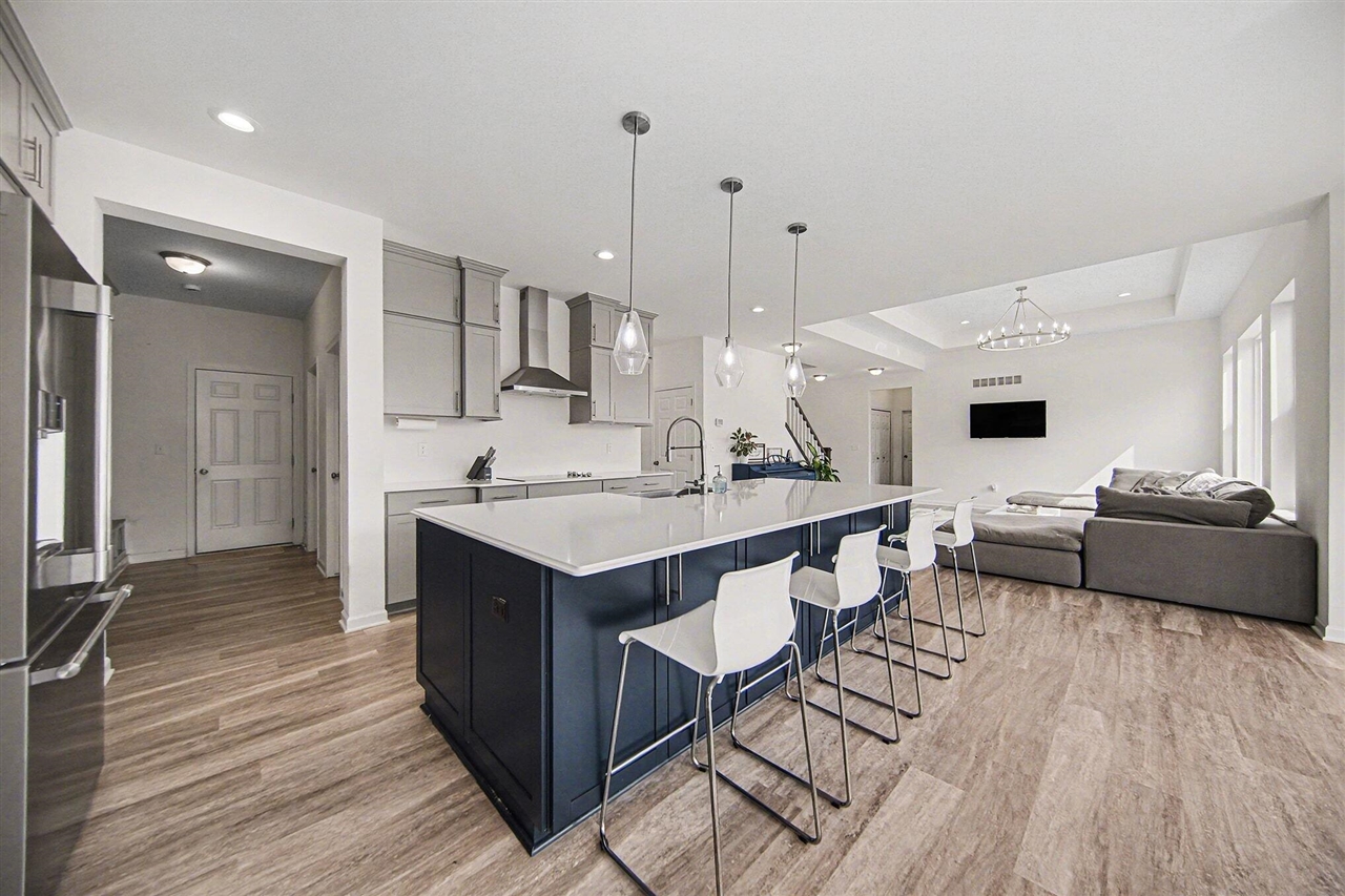2946 Prairie View Road, Ann Arbor, MI, 48108-8679