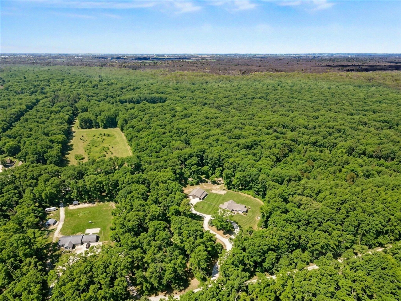 5327 128th Avenue, Fennville, MI, 49408-9472