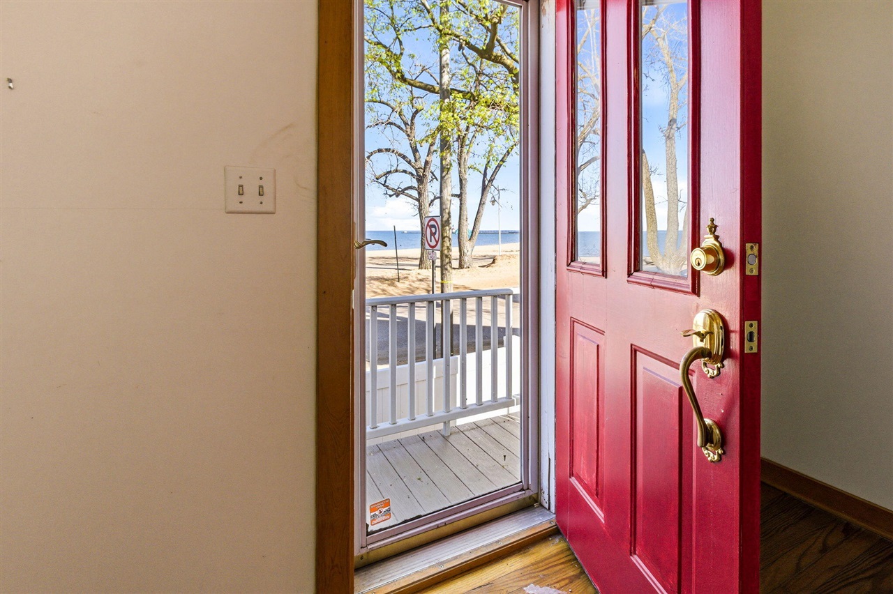 619 Lake Street, Saint Joseph, MI, 49085-1075