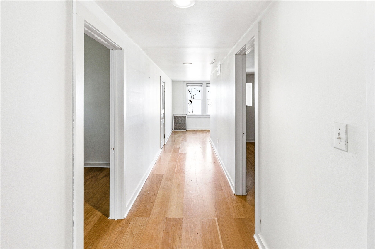 619 Lake Street, Saint Joseph, MI, 49085-1075