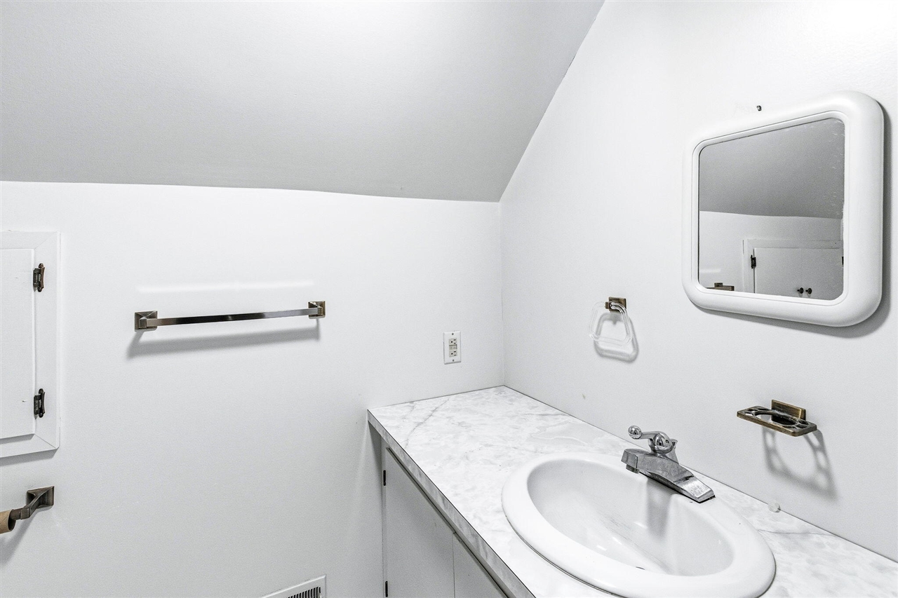 619 Lake Street, Saint Joseph, MI, 49085-1075