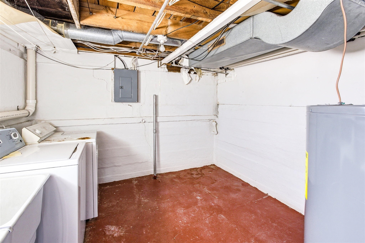 619 Lake Street, Saint Joseph, MI, 49085-1075