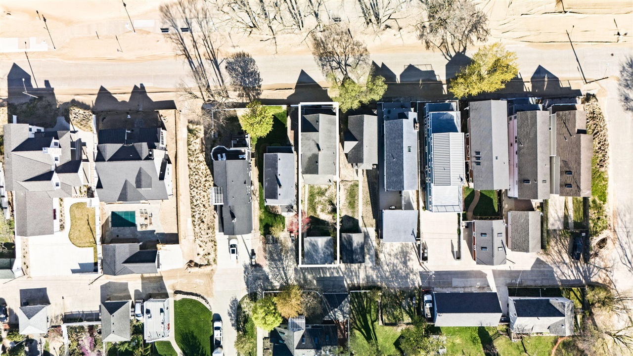 619 Lake Street, Saint Joseph, MI, 49085-1075