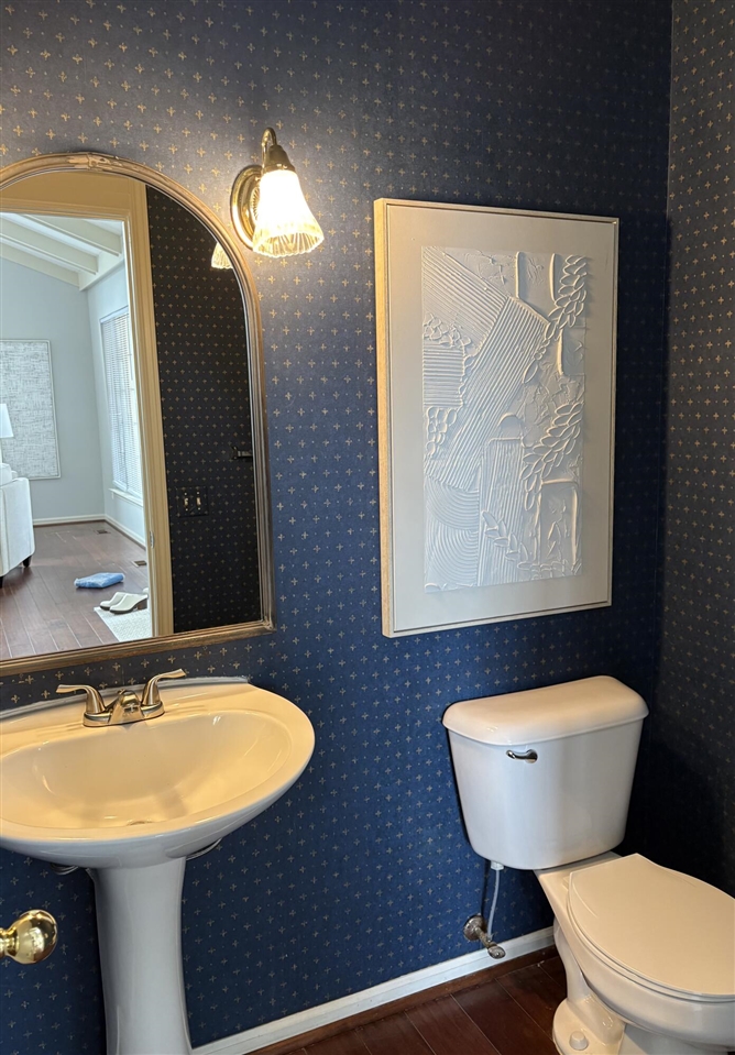 5611 Versailles Avenue, Ann Arbor, MI, 48103-9084