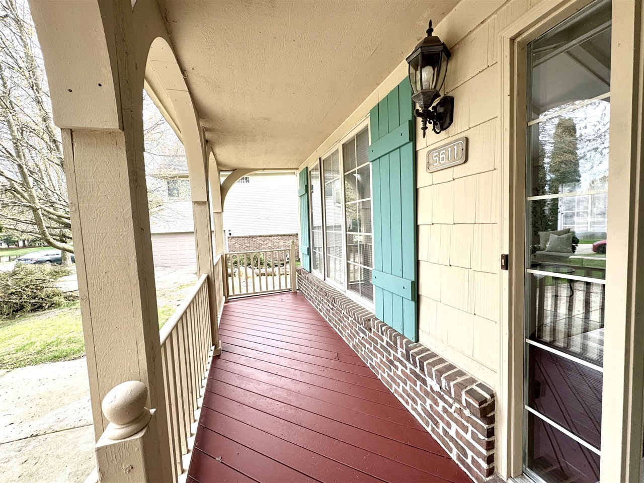 5611 Versailles Avenue, Ann Arbor, MI, 48103-9084