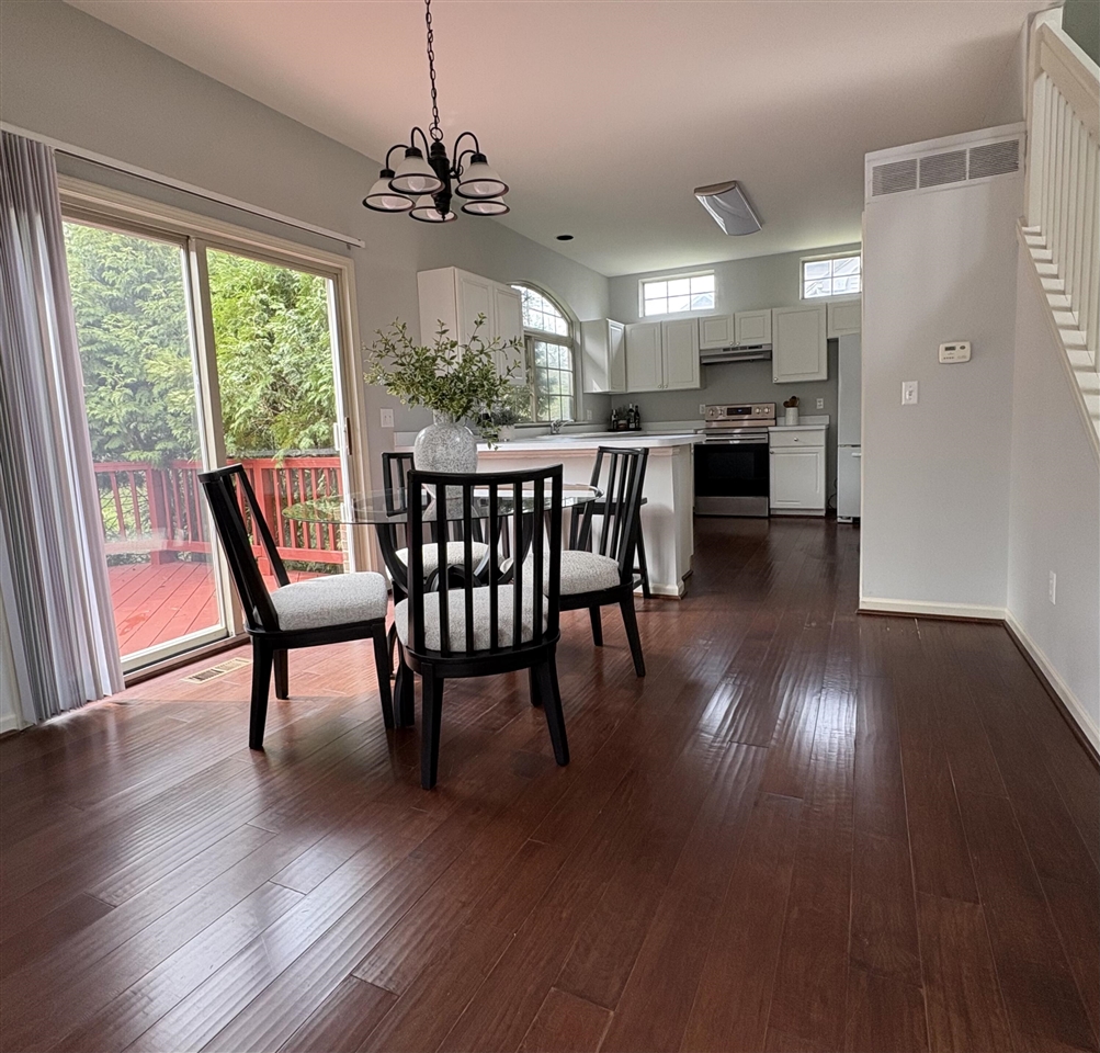 5611 Versailles Avenue, Ann Arbor, MI, 48103-9084