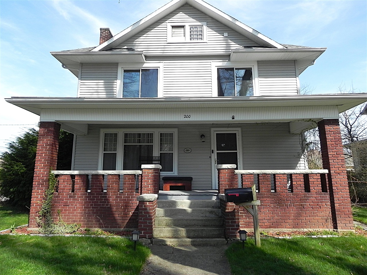 200 Michigan Avenue, Sturgis, MI, 49091-1834