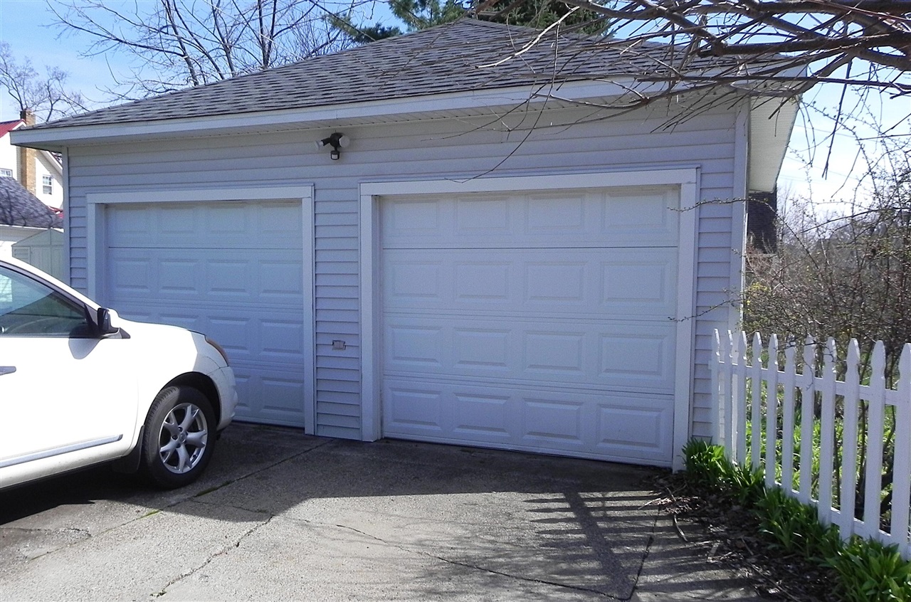 200 Michigan Avenue, Sturgis, MI, 49091-1834