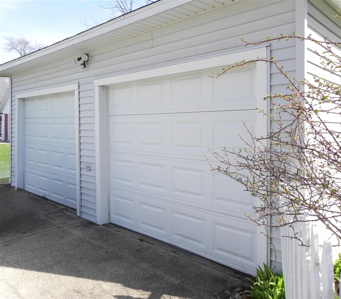 200 Michigan Avenue, Sturgis, MI, 49091-1834