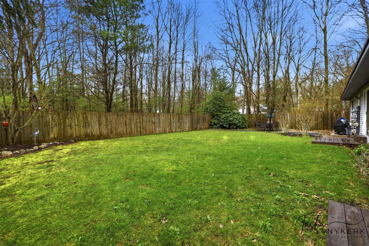 2467 Fenner Road, Muskegon, MI, 49445