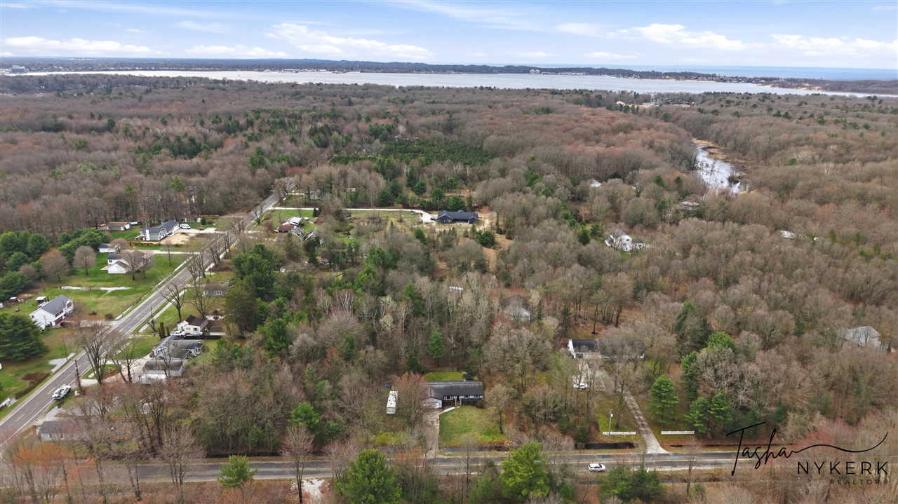 2467 Fenner Road, Muskegon, MI, 49445