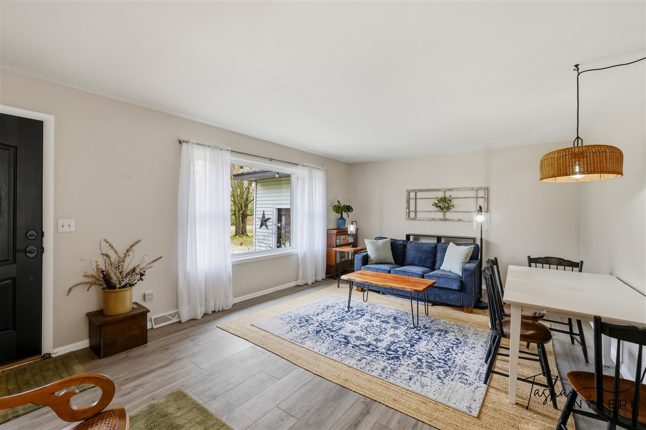 2467 Fenner Road, Muskegon, MI, 49445