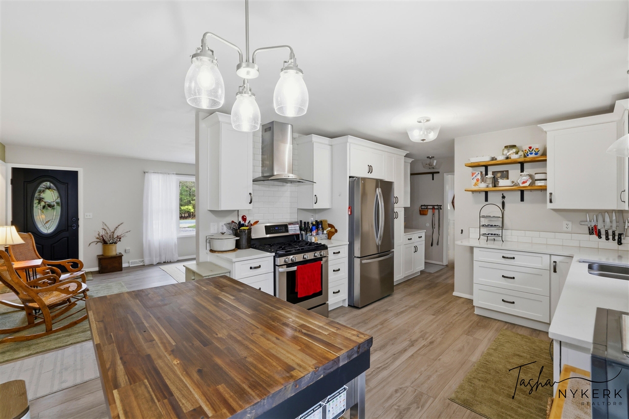 2467 Fenner Road, Muskegon, MI, 49445