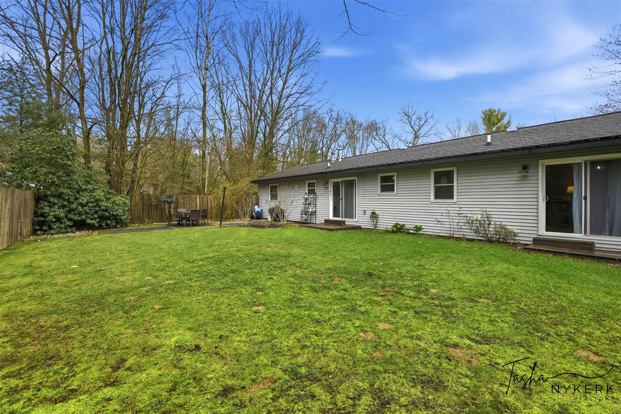 2467 Fenner Road, Muskegon, MI, 49445