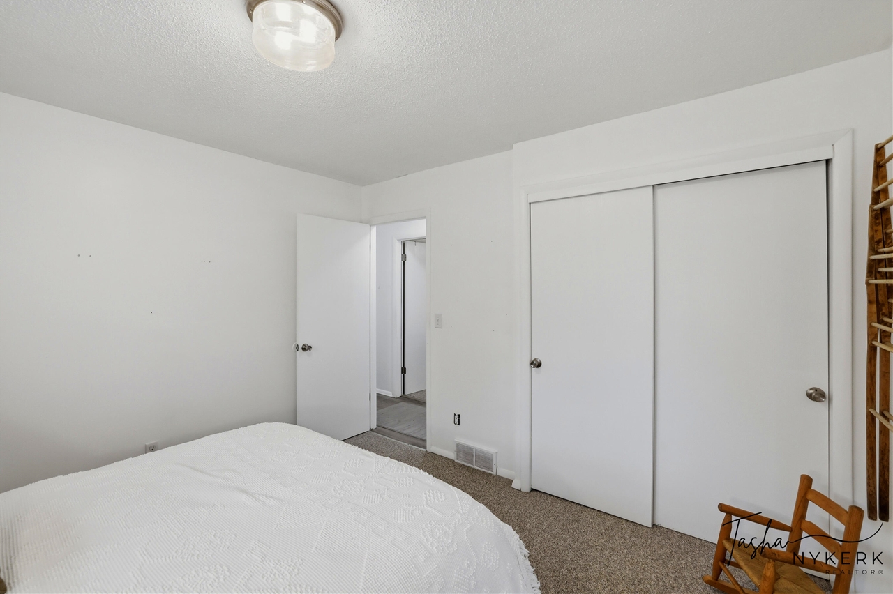 2467 Fenner Road, Muskegon, MI, 49445