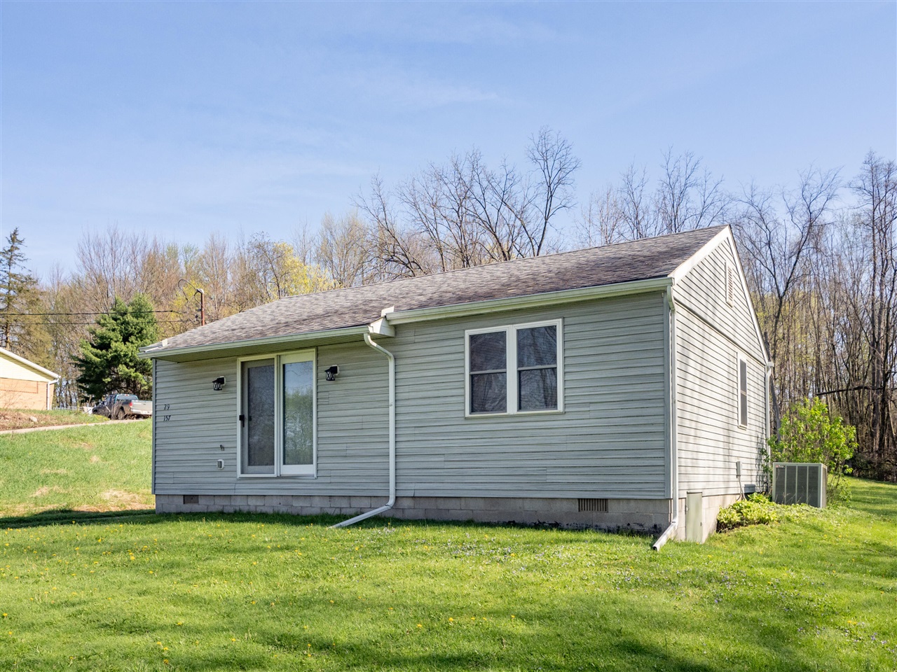 157 Peterson Drive, Gobles, MI, 49055-9704