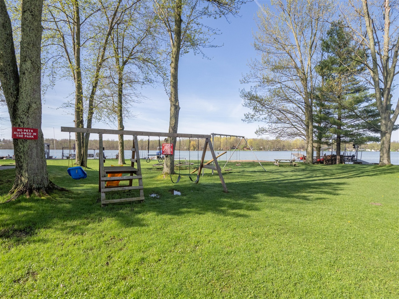 157 Peterson Drive, Gobles, MI, 49055-9704