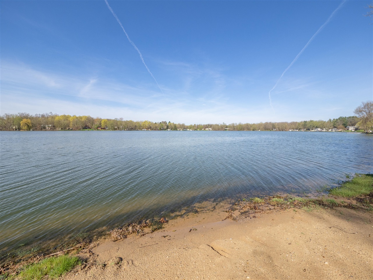 157 Peterson Drive, Gobles, MI, 49055-9704