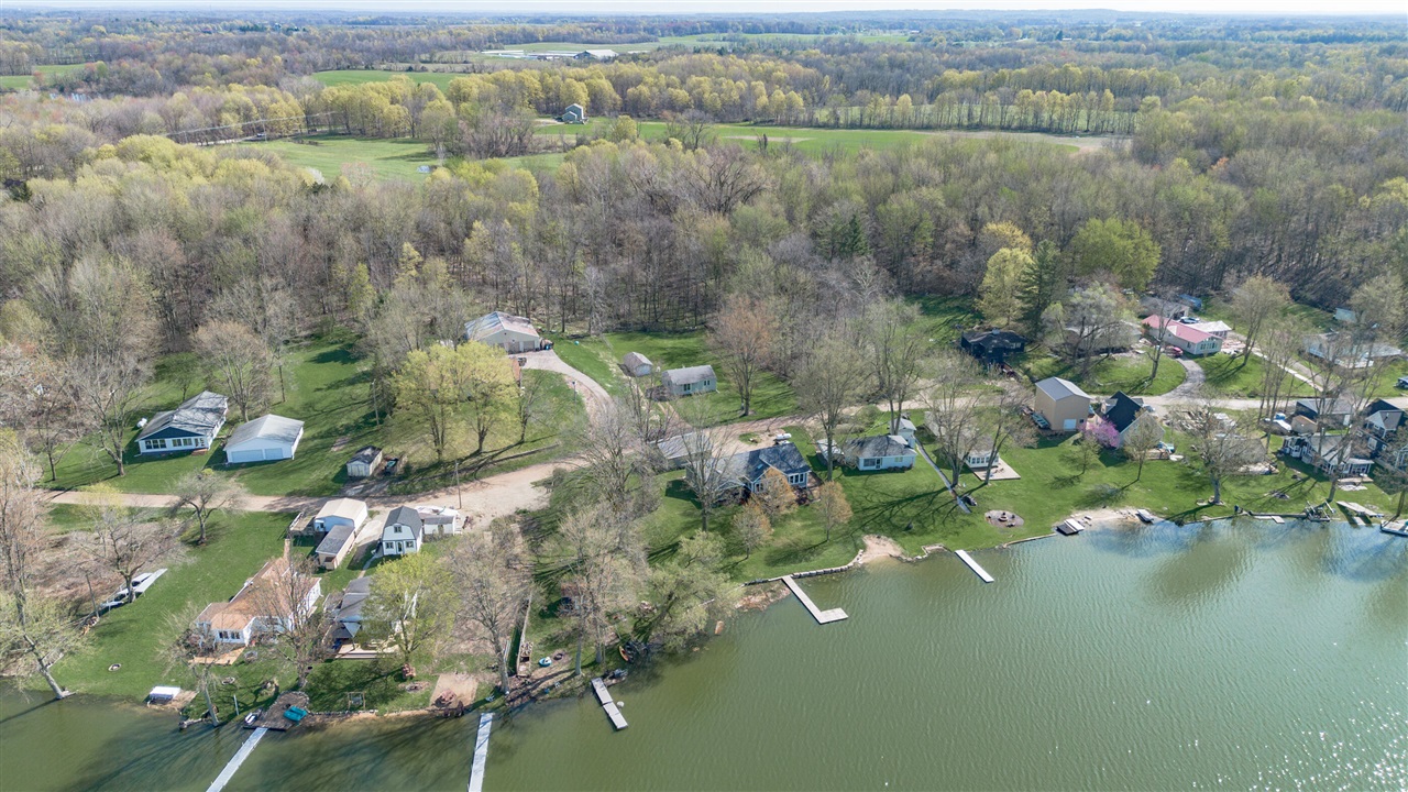 157 Peterson Drive, Gobles, MI, 49055-9704