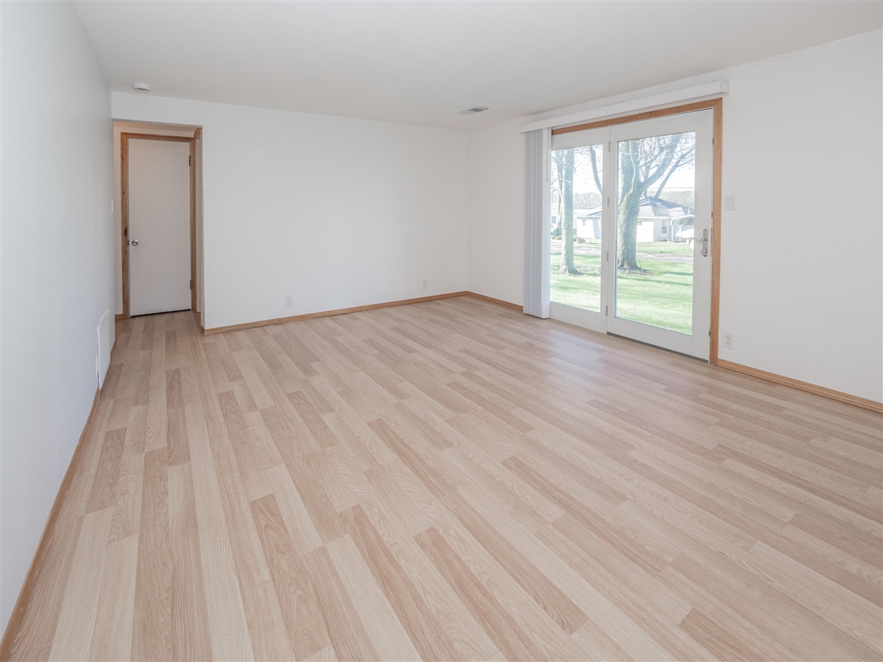 157 Peterson Drive, Gobles, MI, 49055-9704