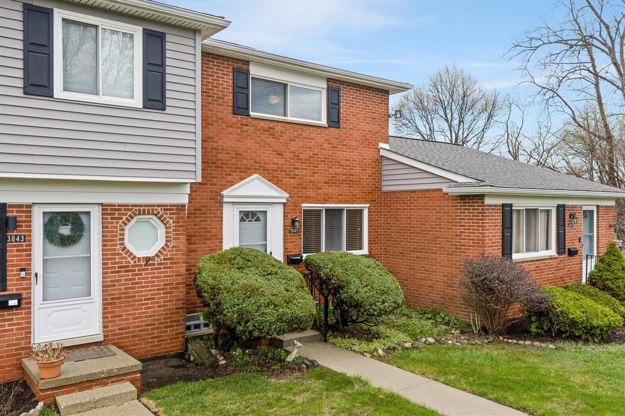 3045 Elstead Street, Auburn Hills, MI, 48326