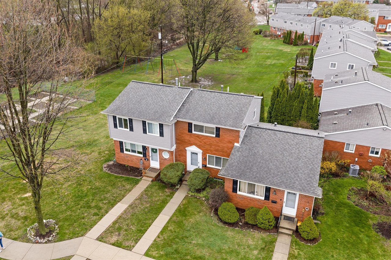 3045 Elstead Street, Auburn Hills, MI, 48326