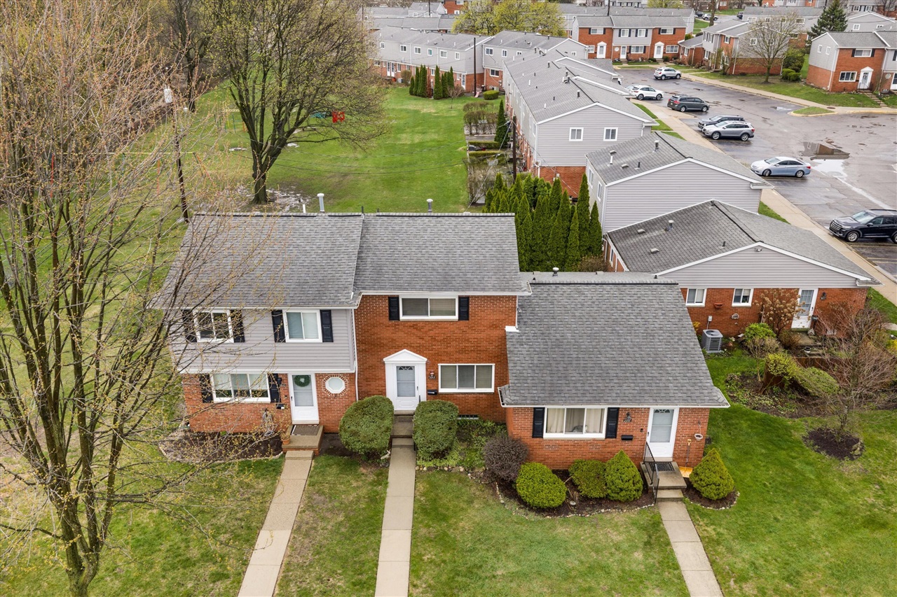 3045 Elstead Street, Auburn Hills, MI, 48326