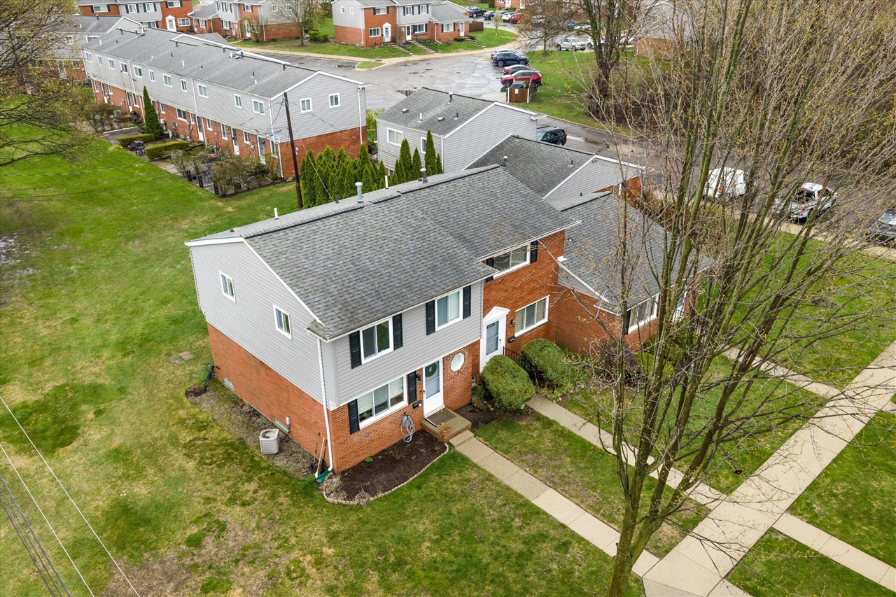 3045 Elstead Street, Auburn Hills, MI, 48326