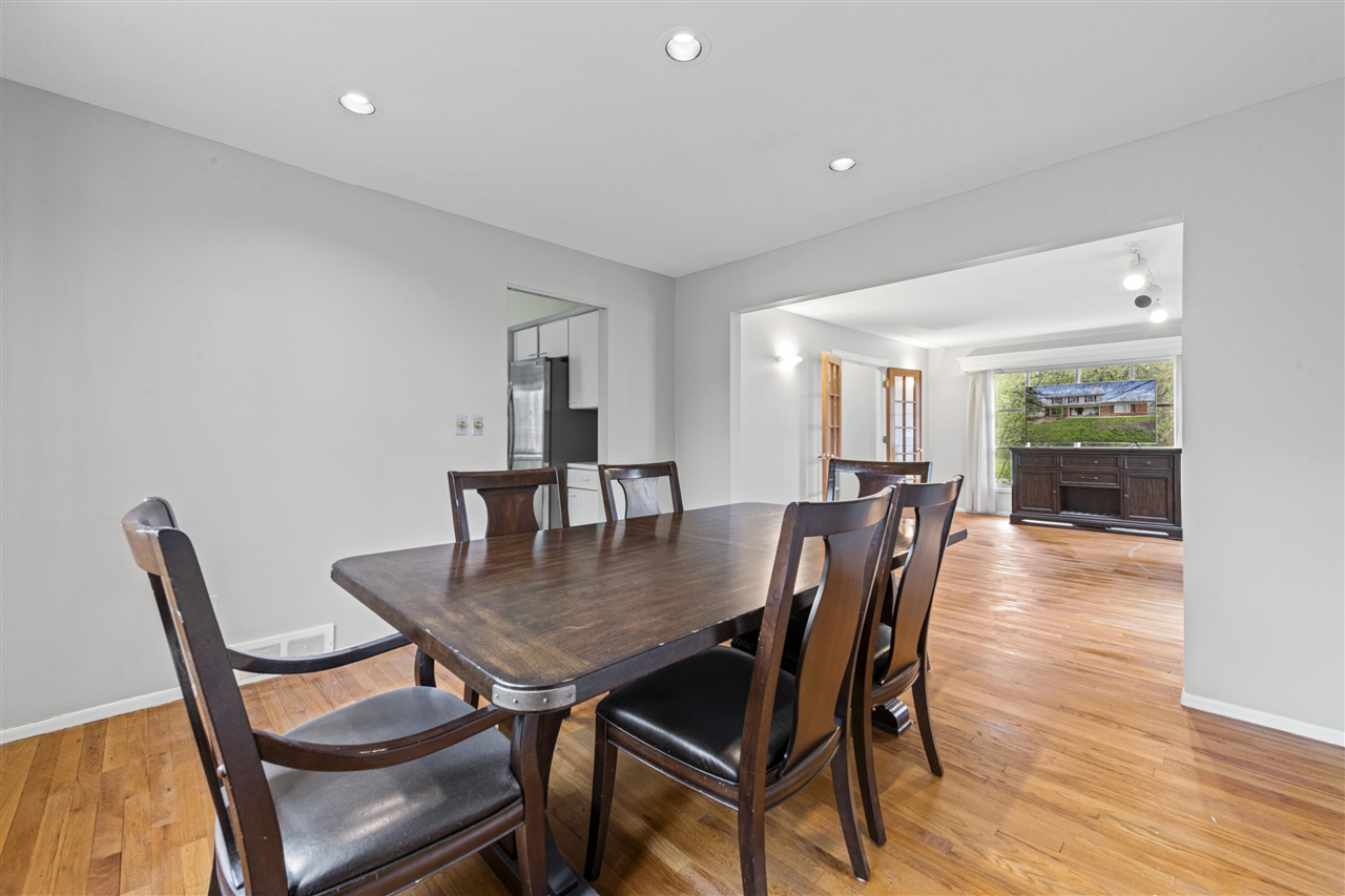 7023 Wild Ridge Lane, West Bloomfield, MI, 48322-4004