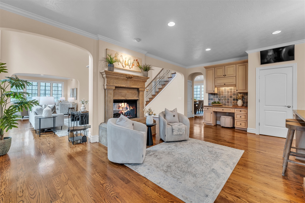 6785 Brookside Lane, Plymouth, MI, 48170-5809