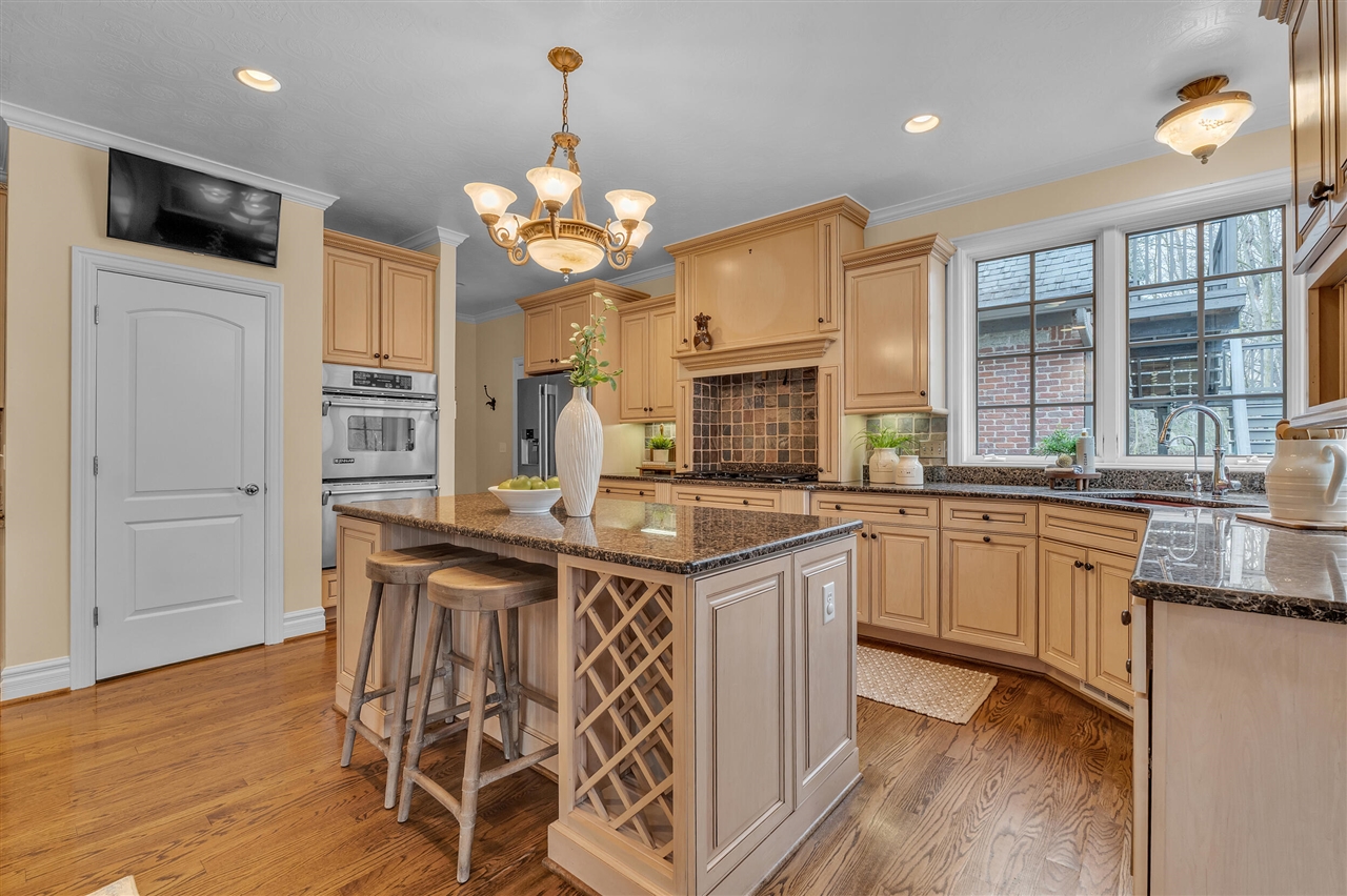 6785 Brookside Lane, Plymouth, MI, 48170-5809