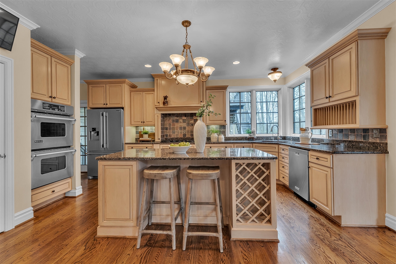 6785 Brookside Lane, Plymouth, MI, 48170-5809