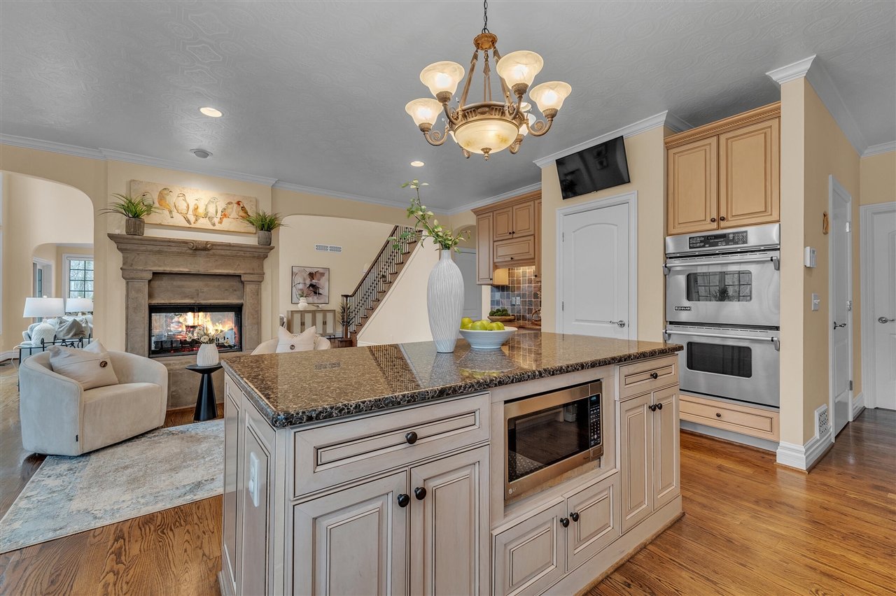 6785 Brookside Lane, Plymouth, MI, 48170-5809